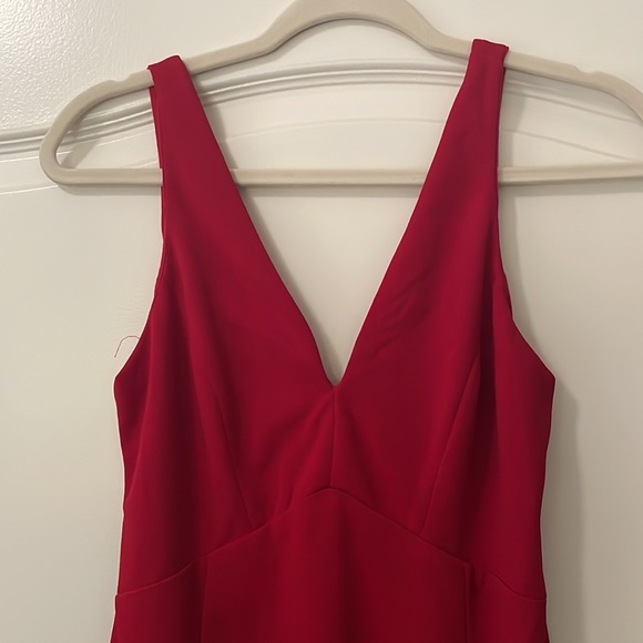 A - Lulu’s Iconic Moment Red Bodycon Midi Dress - Picture 2 of 7